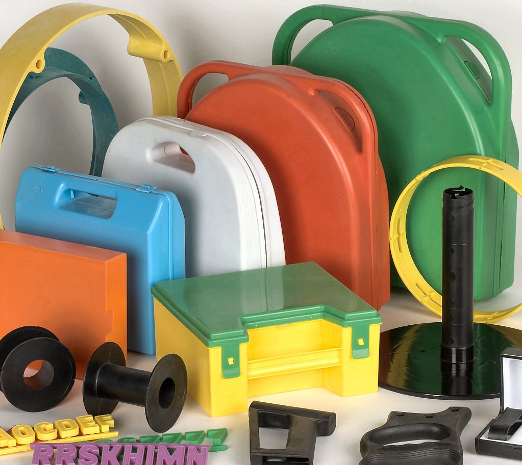 Componenti plastici realizzati da Leucoplast mediante stampaggio a iniezione